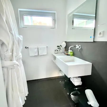 Modernes Auf Der Sonnenterrasse Appartement Baden-Baden