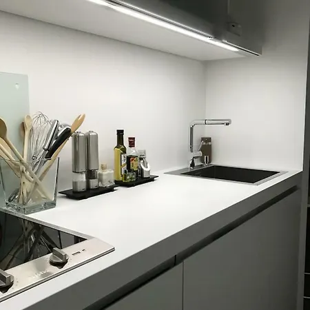 Modernes Auf Der Sonnenterrasse Apartment