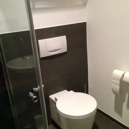 Modernes Auf Der Sonnenterrasse * Baden-Baden