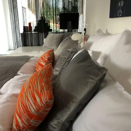 Modernes Auf Der Sonnenterrasse Baden-Baden