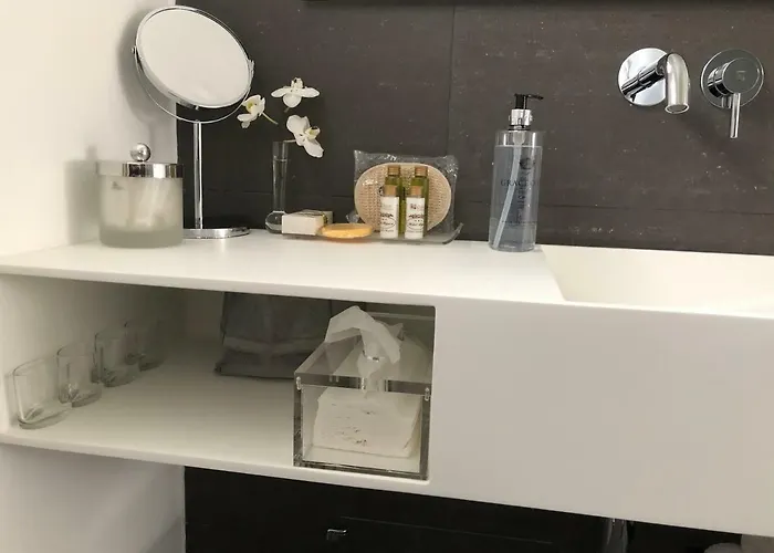 Modernes Auf Der Sonnenterrasse *