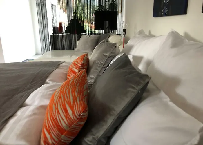 Modernes Auf Der Sonnenterrasse Baden-Baden